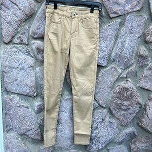 American Eagle Outfitters Skinny stretch Khaki Pants Size 2